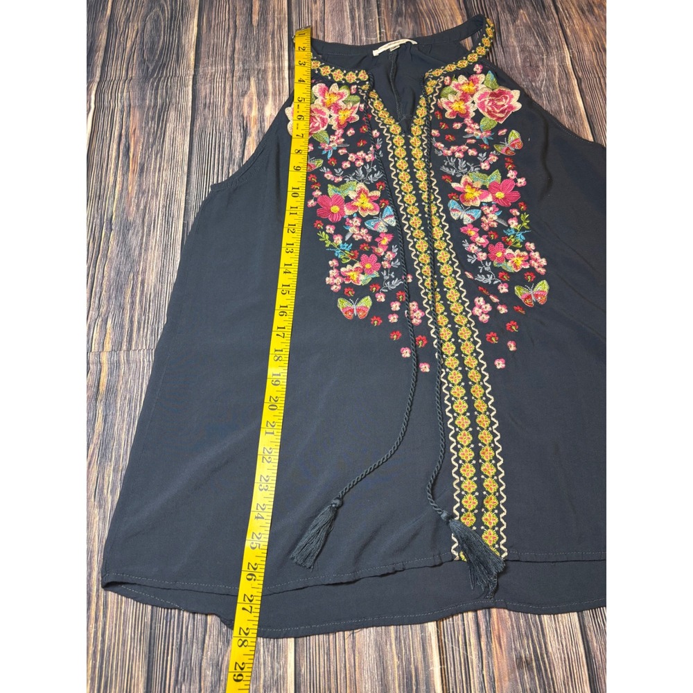 Andree by Unit Top Womens L Black Floral Embroidered Halter Boho Festival Rayon - Picture 3 of 11